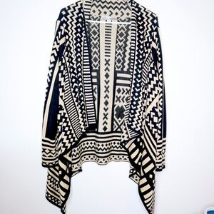 Larry Levine open front Cardigan Aztec Black and Tan  size L